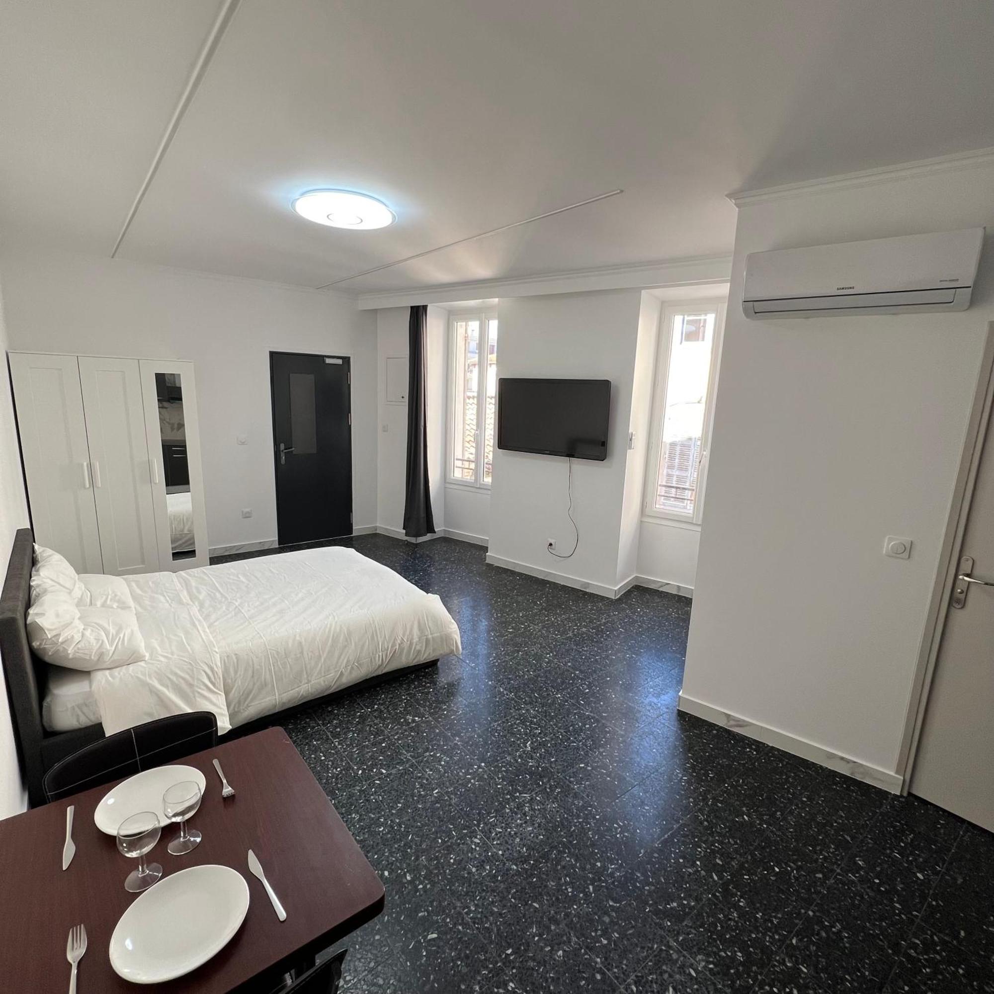 Suite St Charles, Canebiere, Vieux-Port Marsella Exterior foto